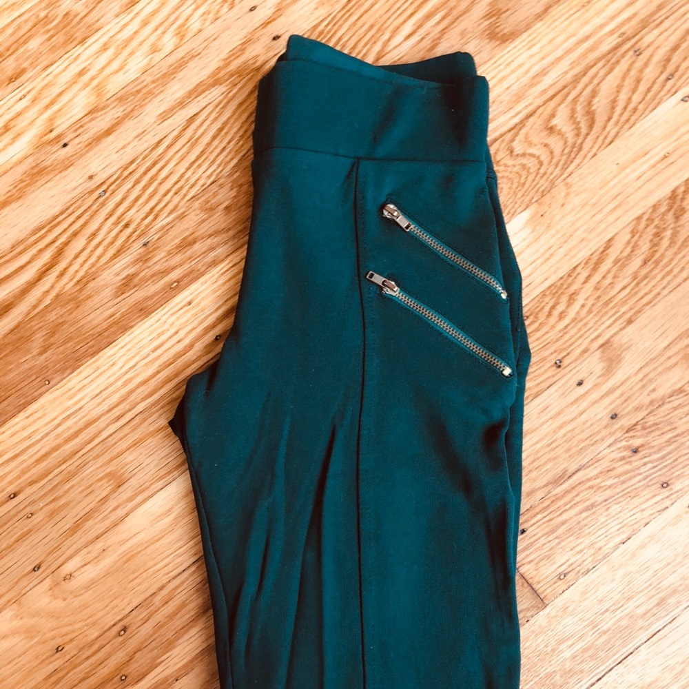 ZARA: basic double zipper leggings, hunter green